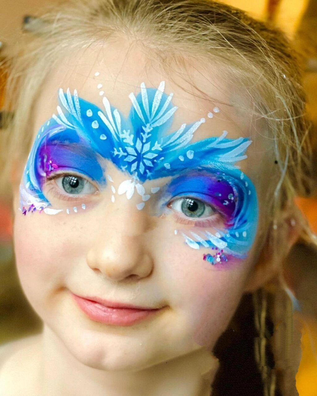 彩绘艾莎图片分享,儿童面部彩绘艾莎公主