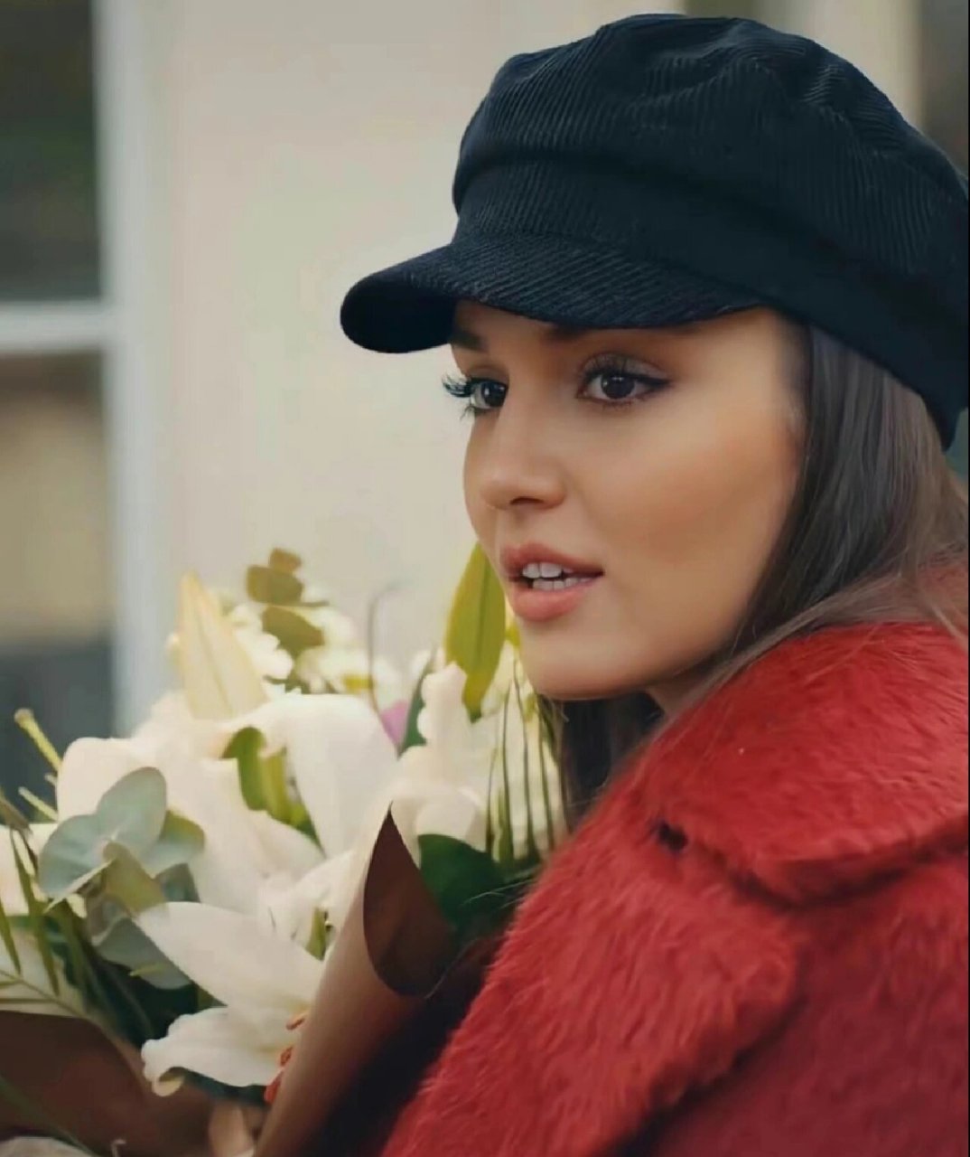 汉德·埃塞尔 1993年11月24日出生于土耳其巴勒克埃西尔省班德尔马市