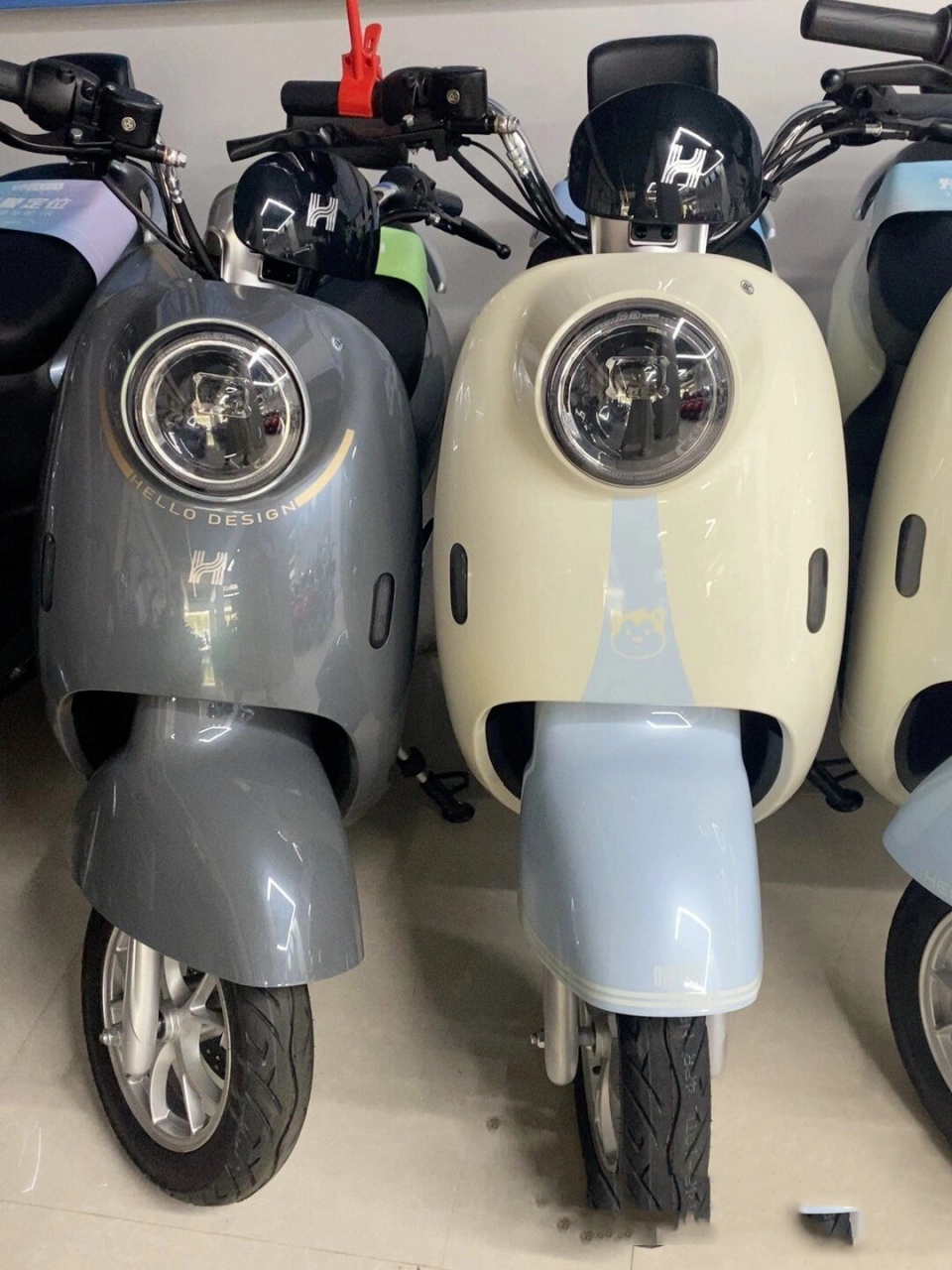 哈啰智能电动车d10 精准续航无感解锁预警定位五块电池60v20a