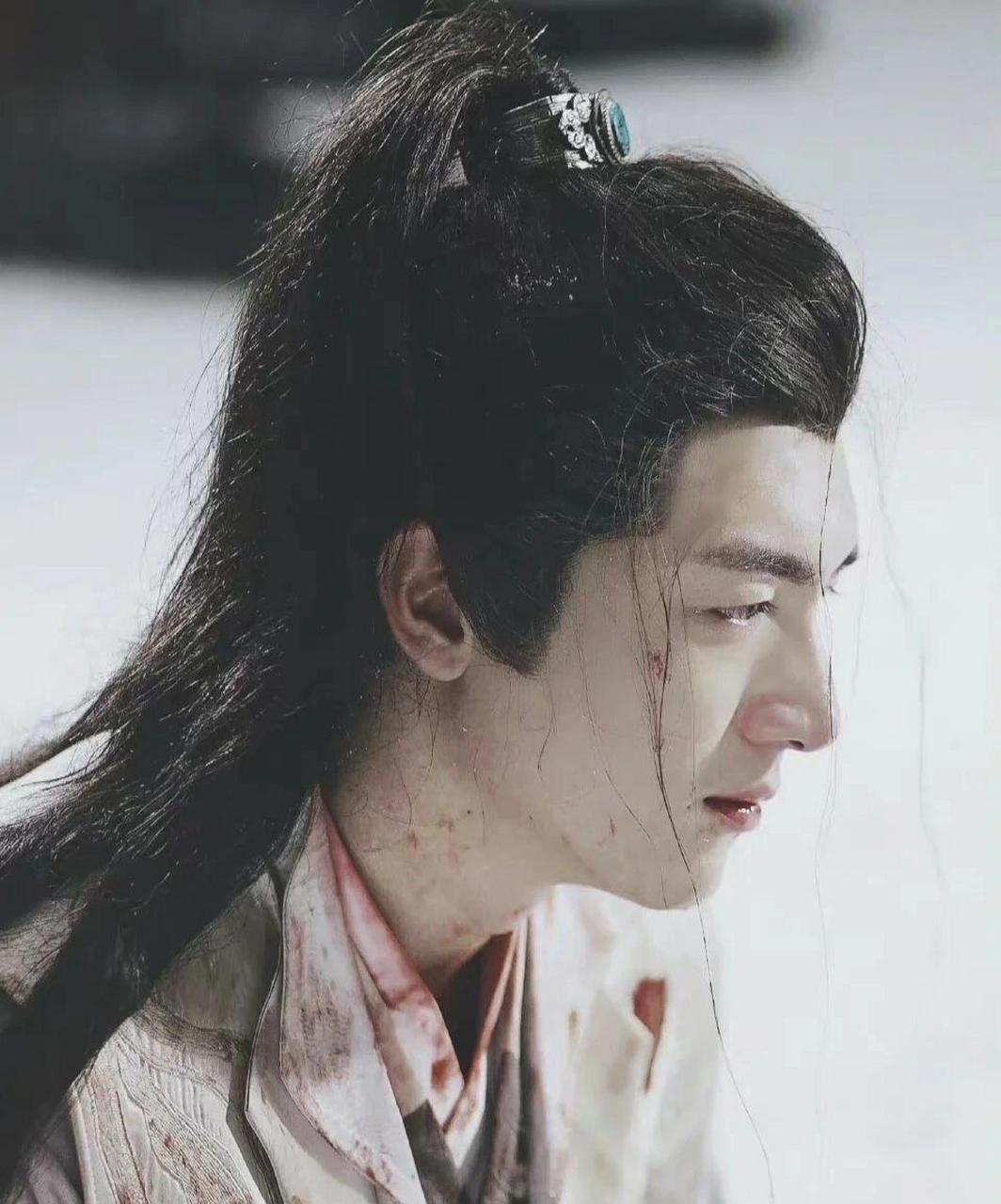 毒舌又吃瘪的小样 总共看了林更新的三部电视剧,分别是步步惊心,楚乔