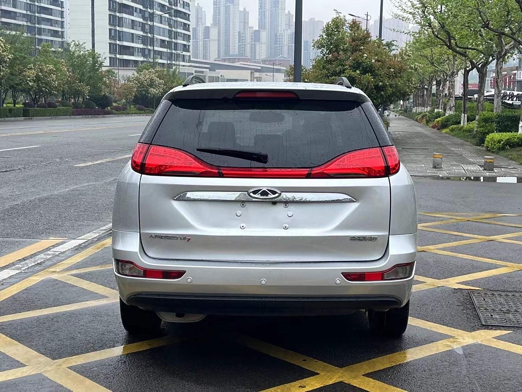 新到15年奇瑞艾瑞泽m7,最便宜7座wagon旅行车型,2.0自动高配,车况精品