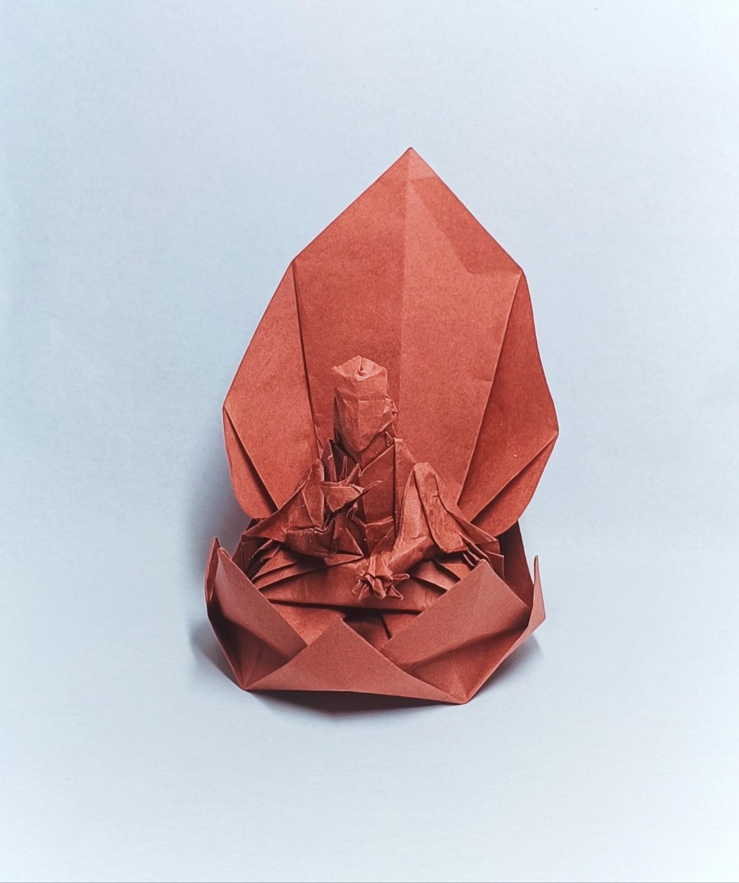 折纸教程——如来佛像 用纸:35cm生态纸 设计:北条高史 折制:用时:1h