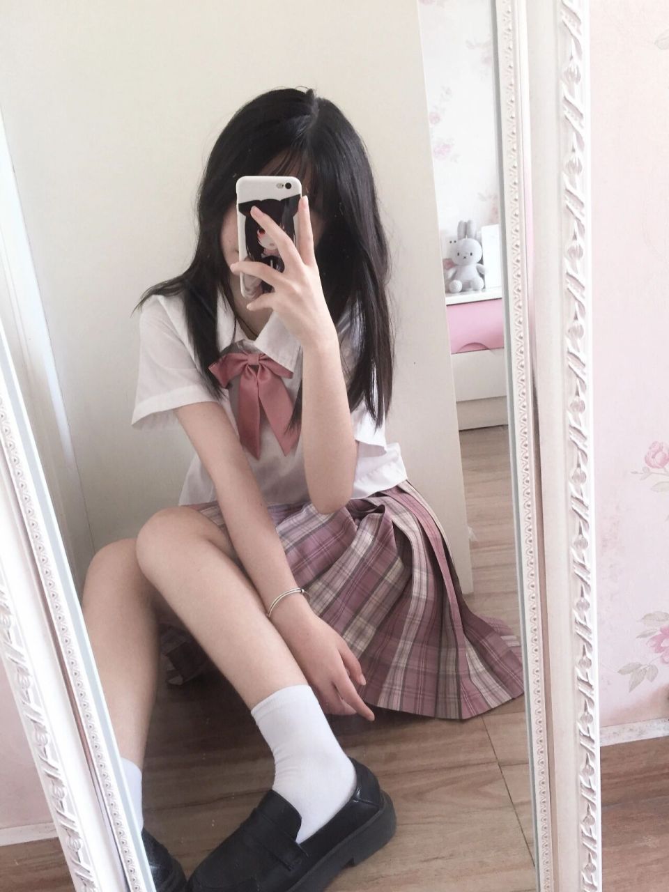 jk拍照姿势 对镜拍 滤镜 别装深情种了 听见你说爱 我就想笑