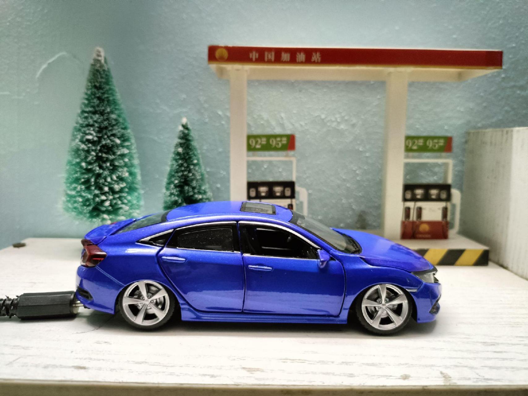 炫动蓝 十代半思域97  改装:降低车身,『灯光:前灯光,蓝色雾灯,后