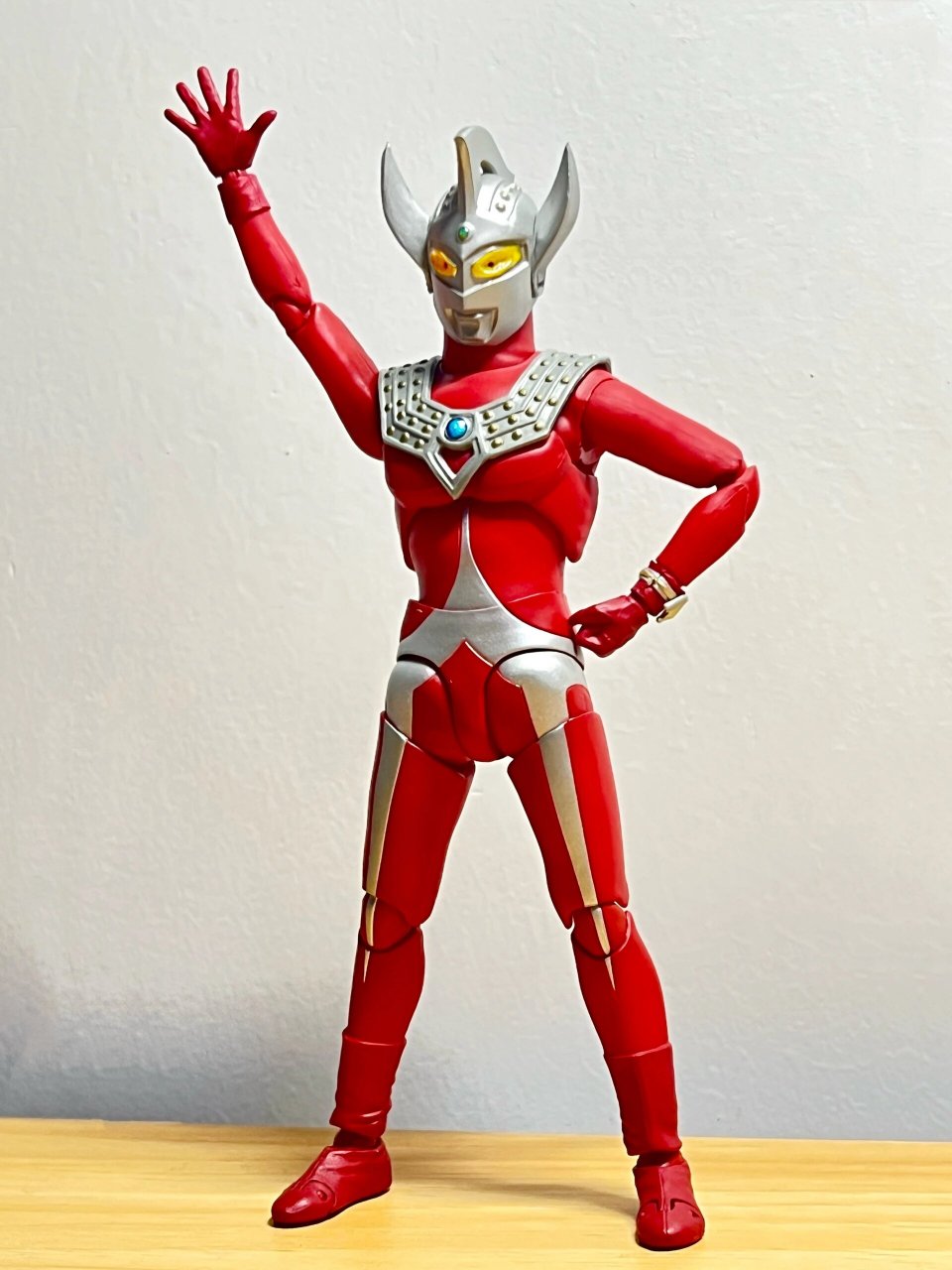 泰罗奥特曼shf 再再再版 发售定价:315元 吃现价格:310元 未来合理