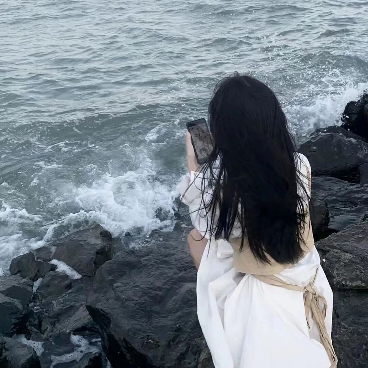 看海的女生头像