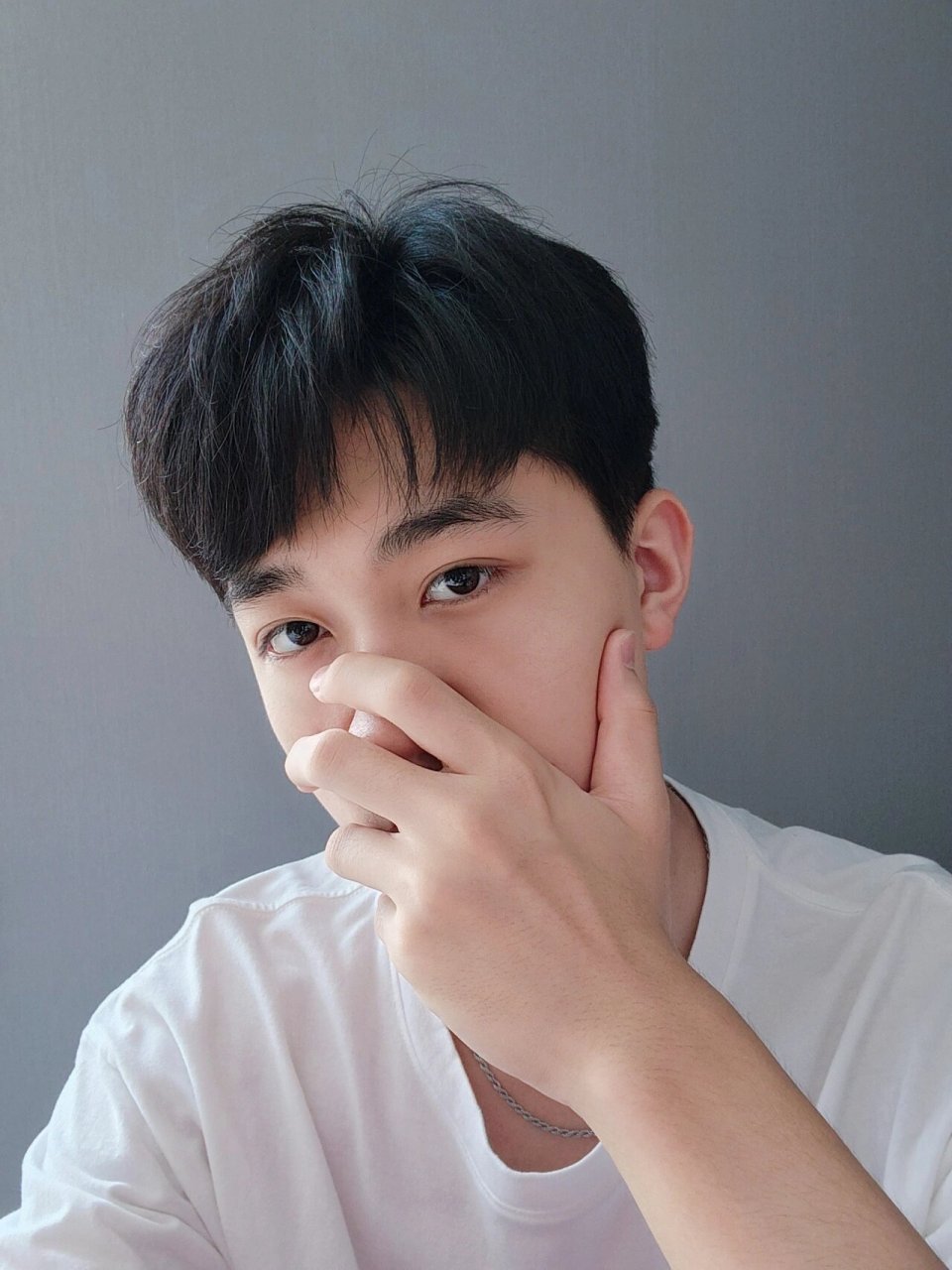 男生居家自拍姿势来咯959595