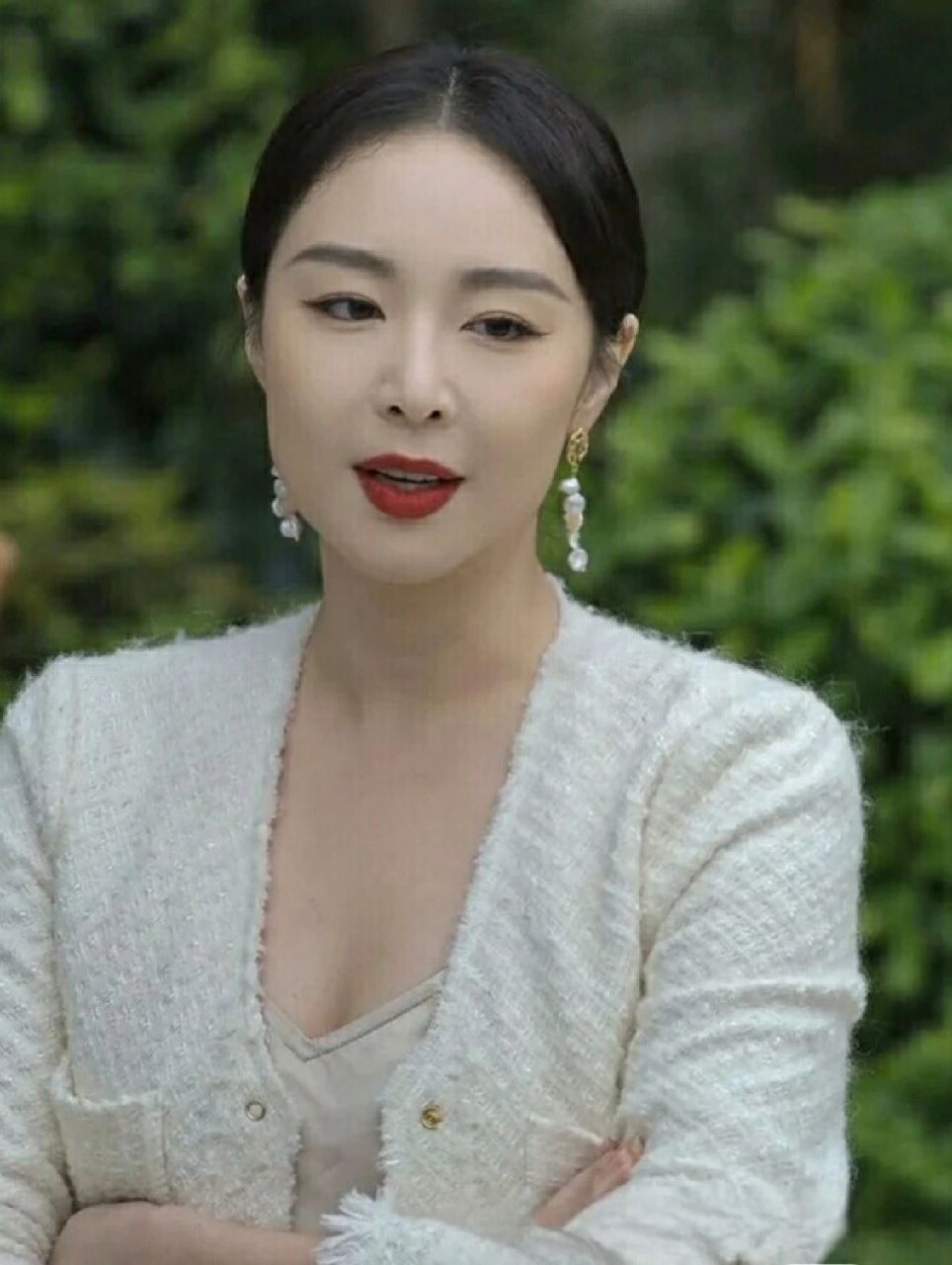 陈舒婷《狂飙》里的酷女子真的超有魅力 我们看到《狂飙》中的陈舒婷