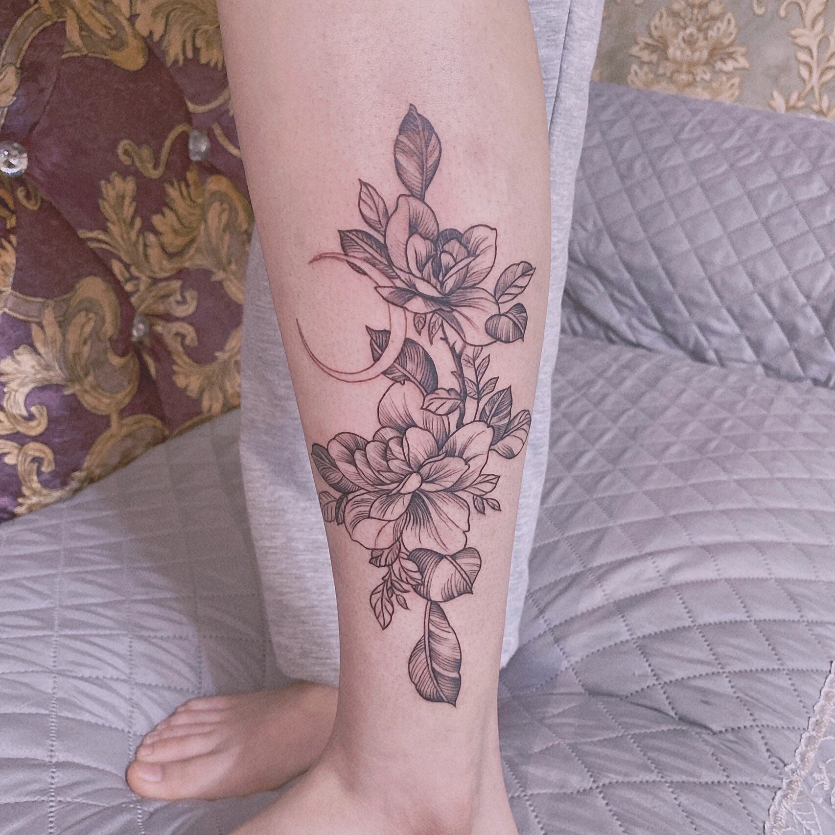 纹身·小腿·脚踝·素花