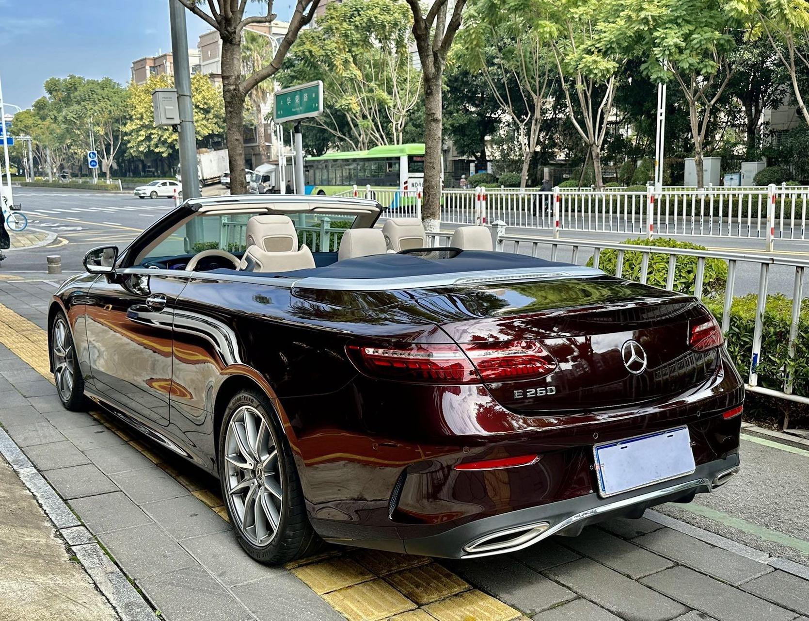 奔驰两门轿跑 e260价格图片