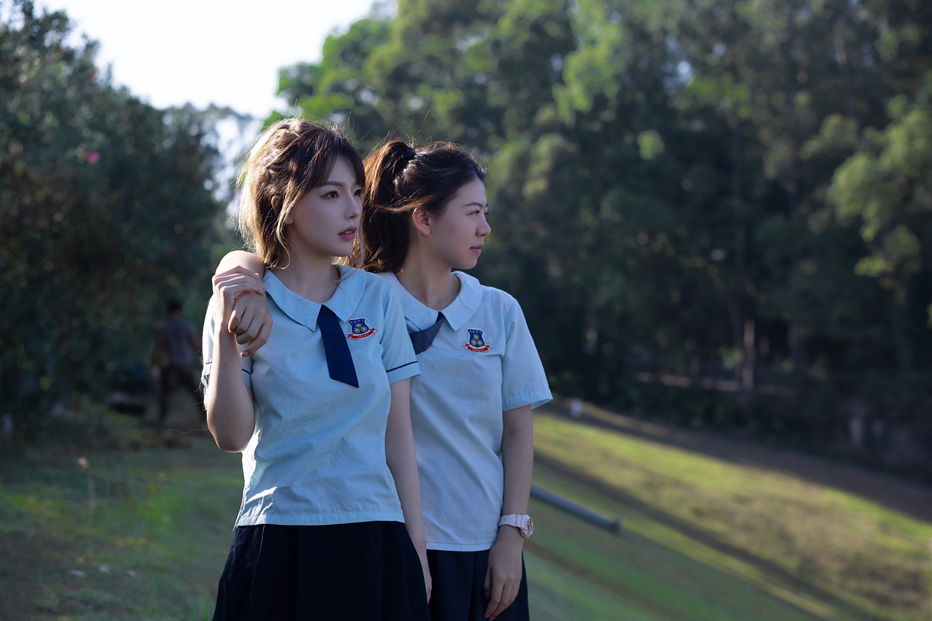 同沙|东莞光明中学校服 一直想拍母校的东莞光明校服 因为就是以前