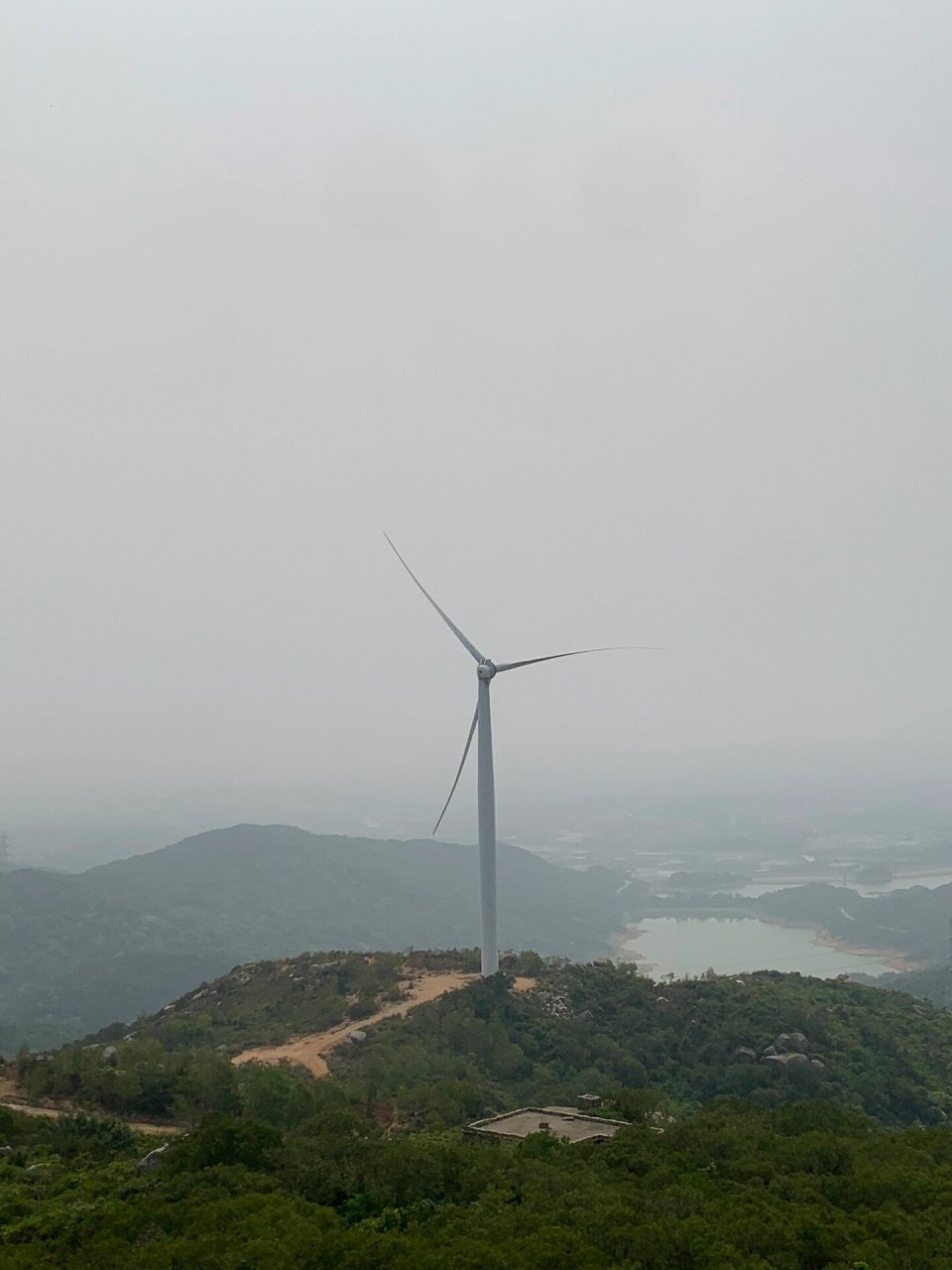 惠来百花尖古寺 惠来庄严禅寺,俗称百花尖 有免费停车场9315 下车