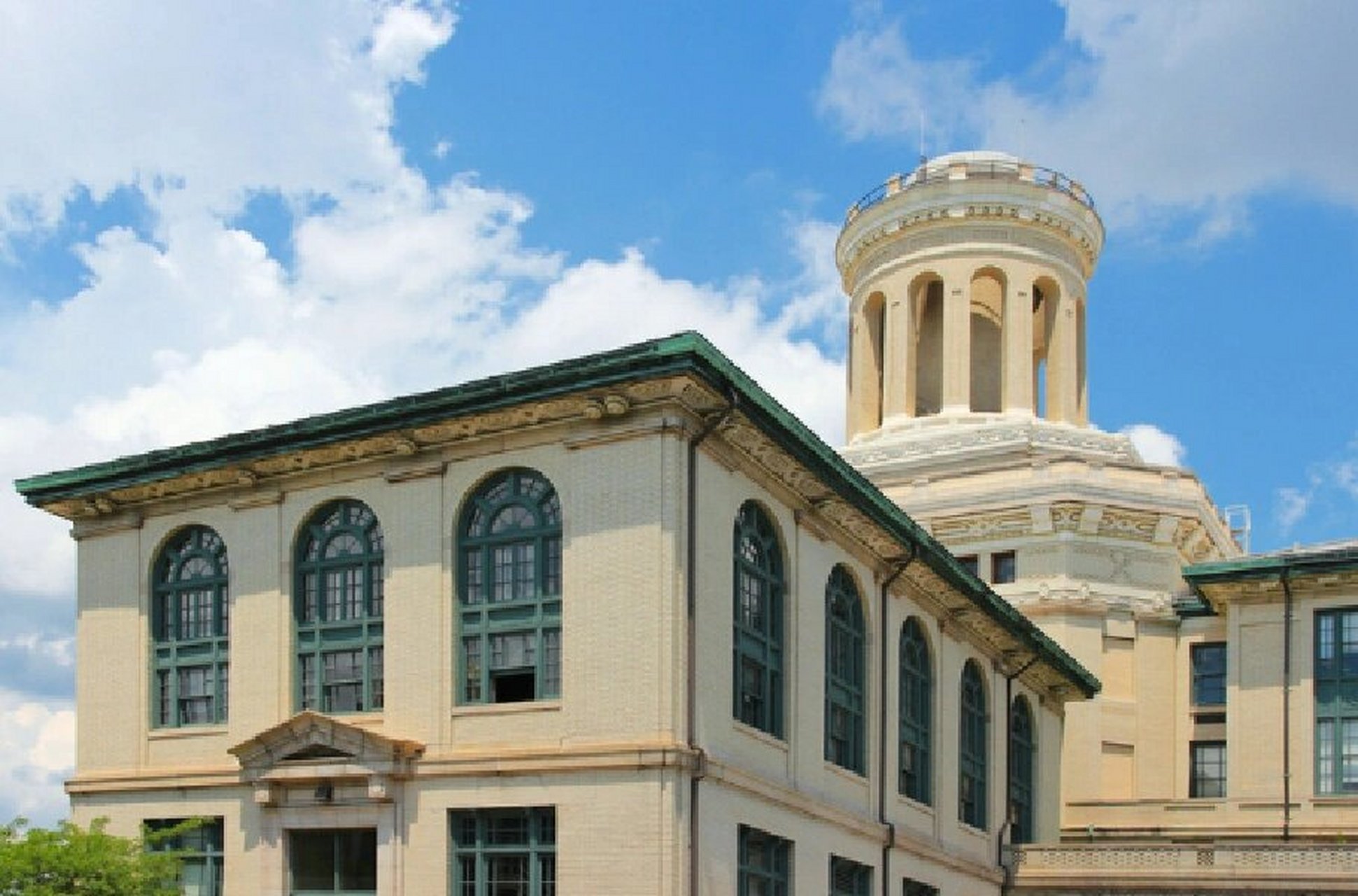 秉持着校训 "my heart is in the work (我