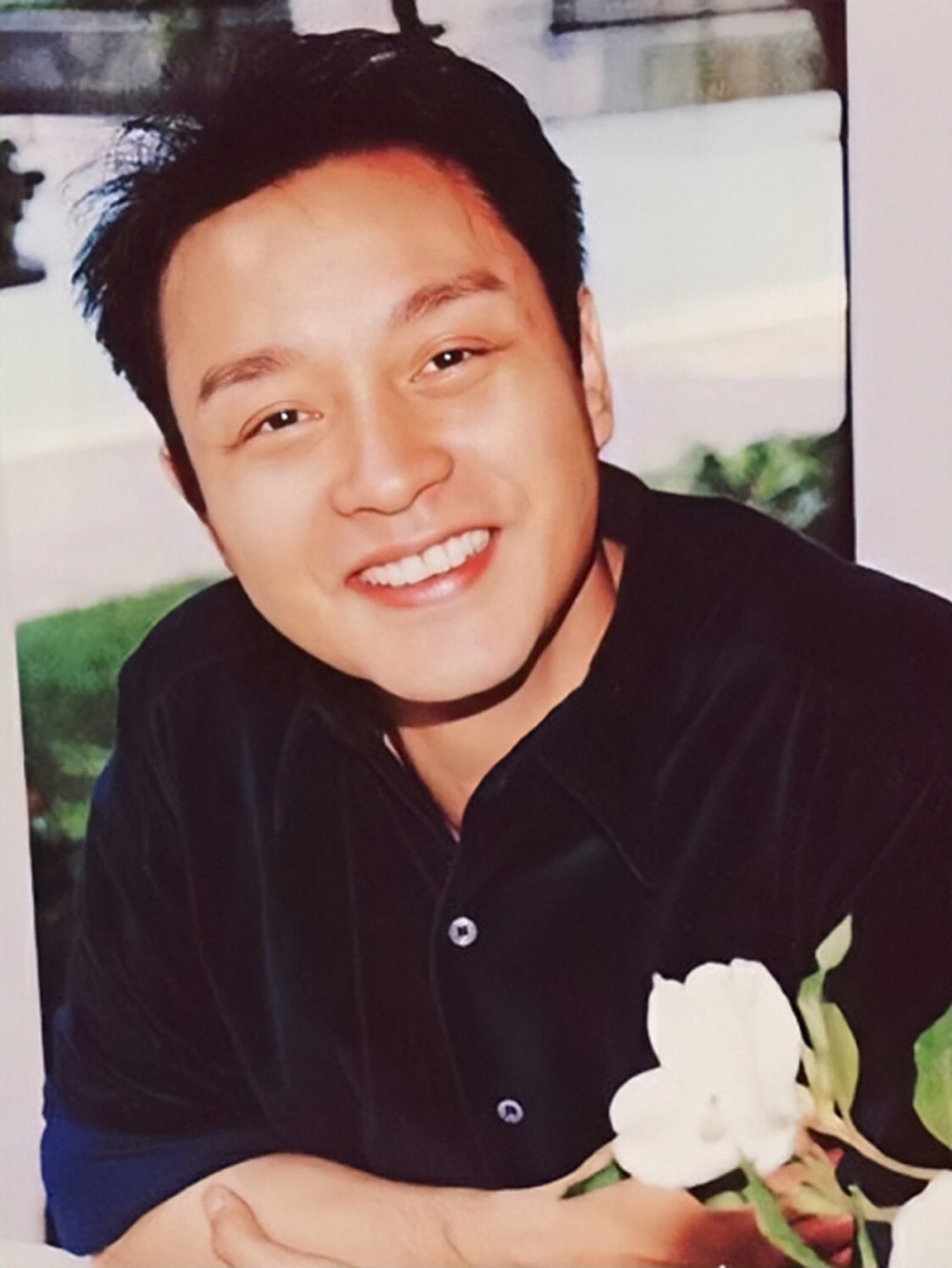 张国荣的小故事(190) 记者:你在《恋战冲绳》中与王菲有许多对手戏,你