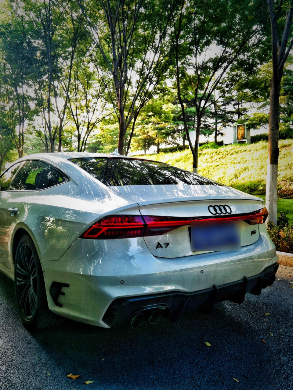 这车不斩女但斩男奥迪a7 壁纸