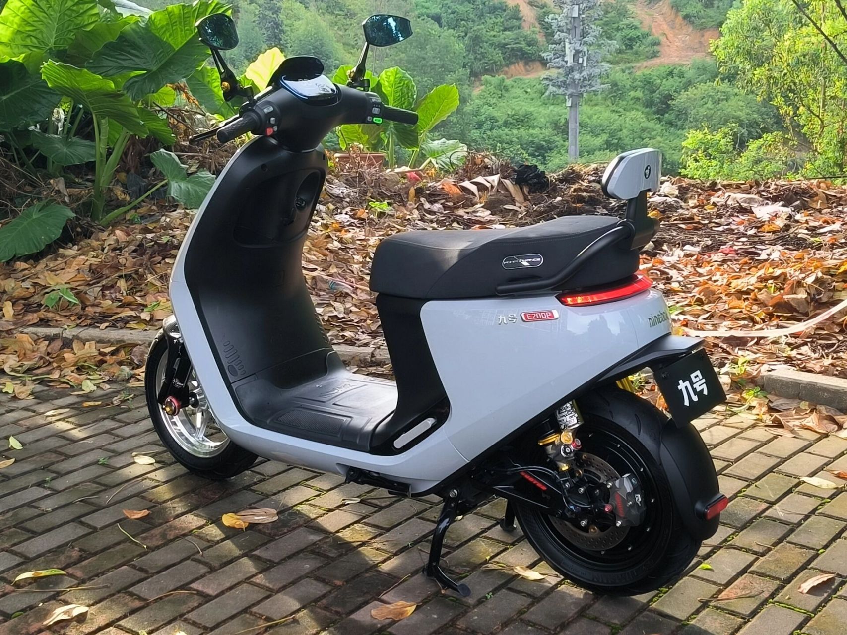 9号e200p 电摩图片