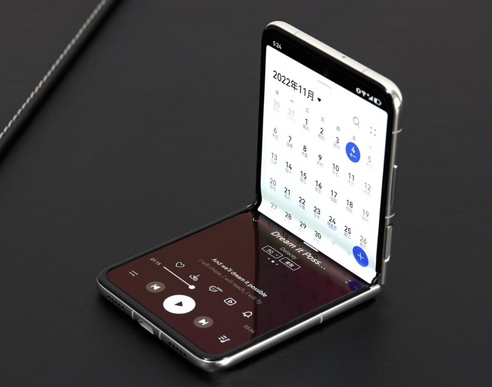 【华为新款竖屏折叠手机曝光】昨天有消息称#传华为正研发三折叠手机