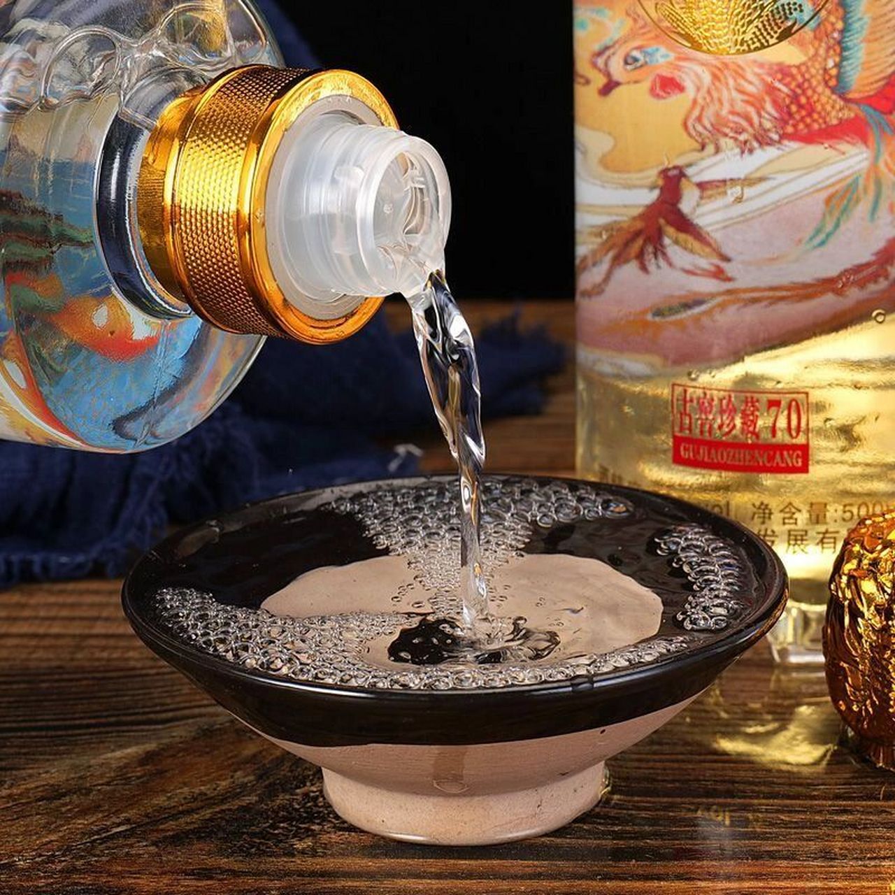 中国白酒-浏阳河古窖珍藏70 白酒度数:53度白酒类别:酱香型白酒规格