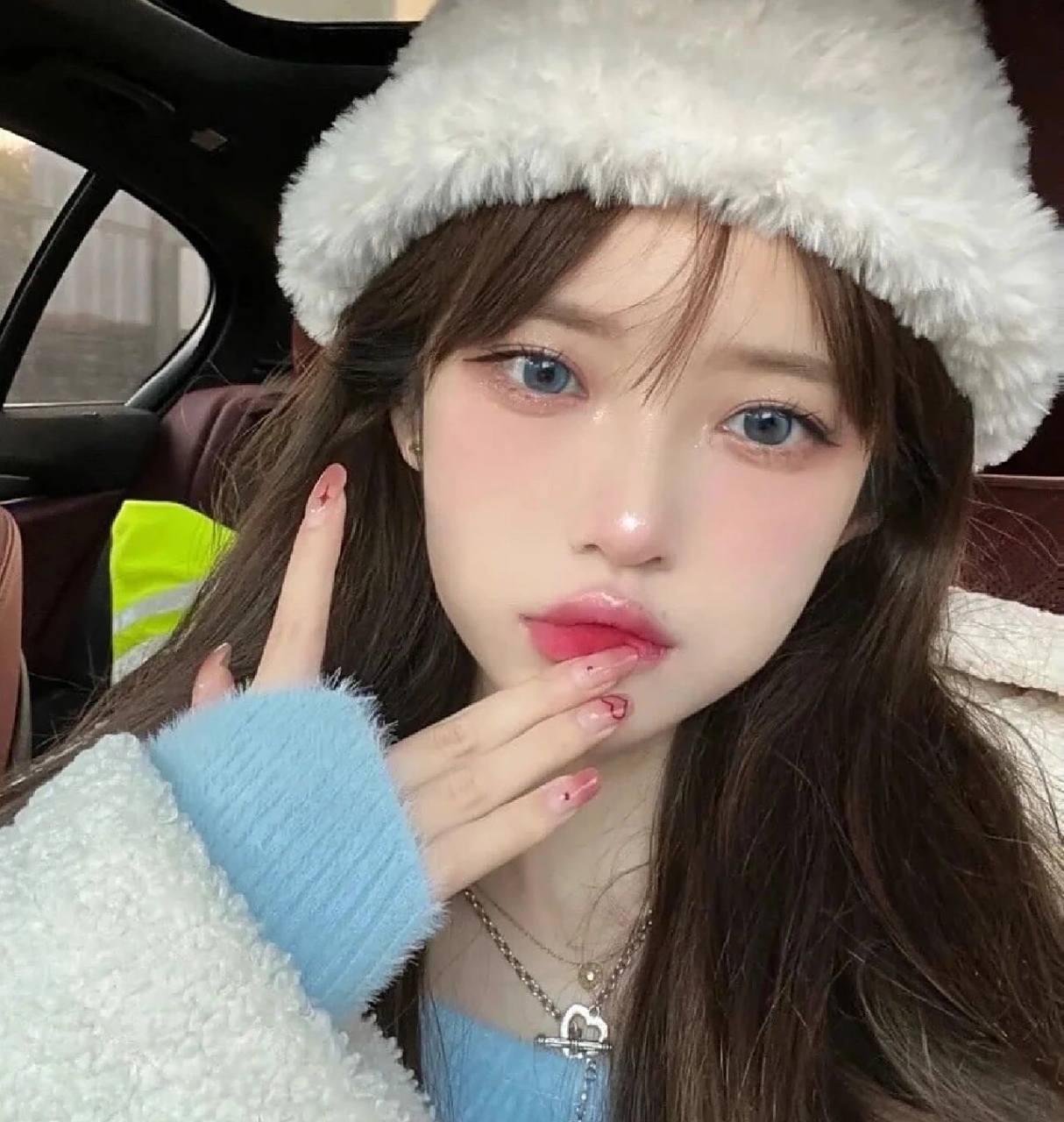 高清氛围感女头微信头像纯欲风