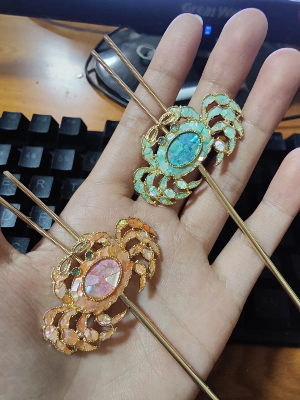 现货15一个的螃蟹螺钿发簪