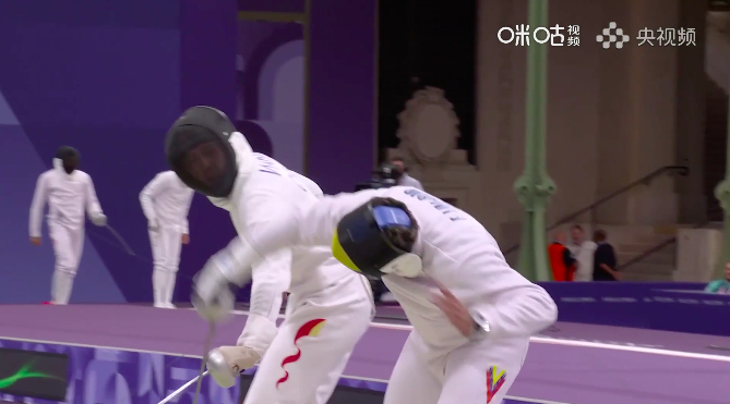 王子杰男子重剑晋级16强
