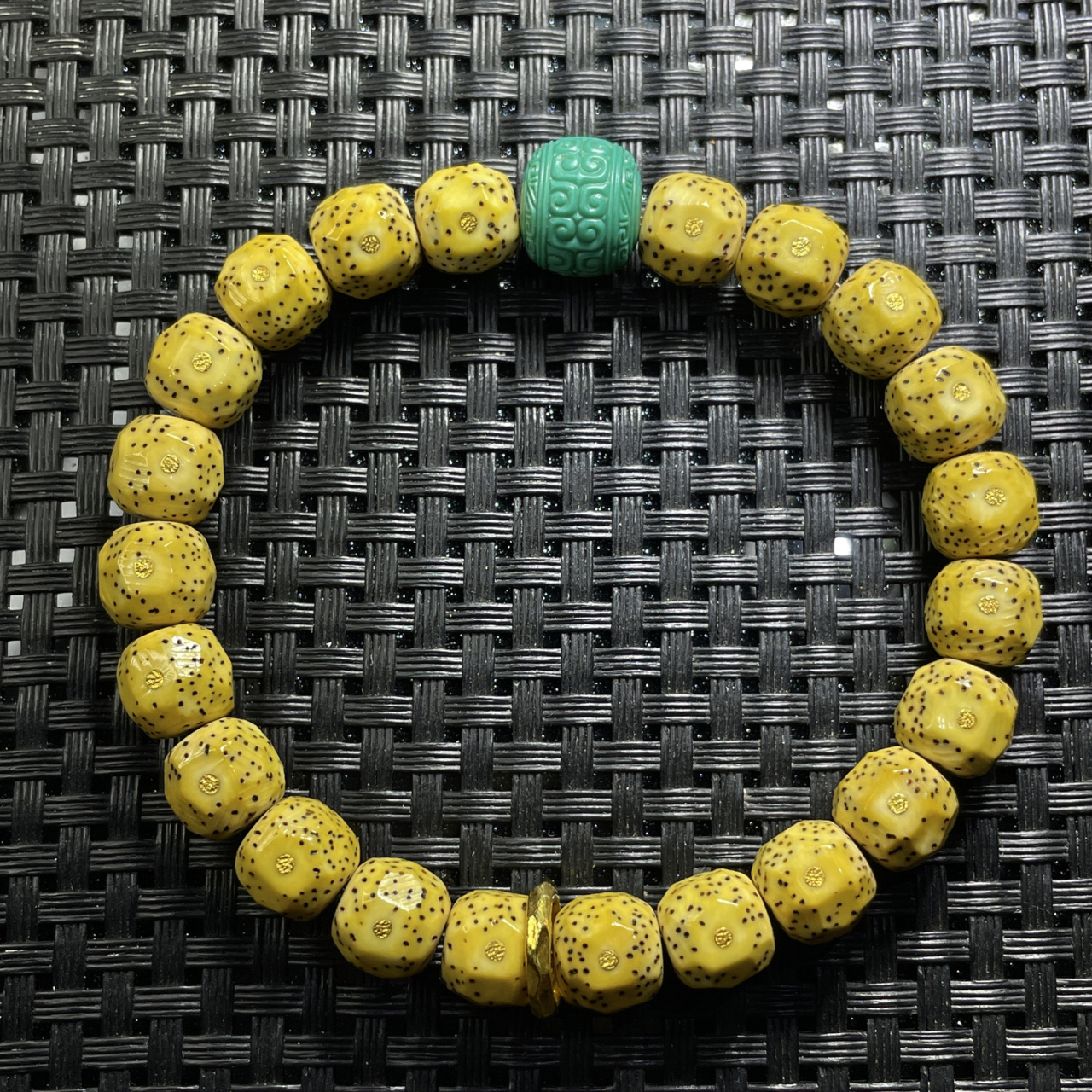 星月菩提顺白,石玉料,原生态顺白包浆都是什 星月菩提顺白,石玉料,原