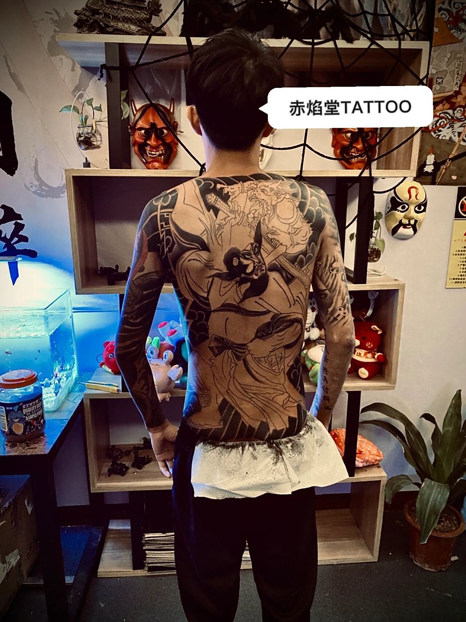 老传统满背纹身 钟馗老传统满背  更新进度一