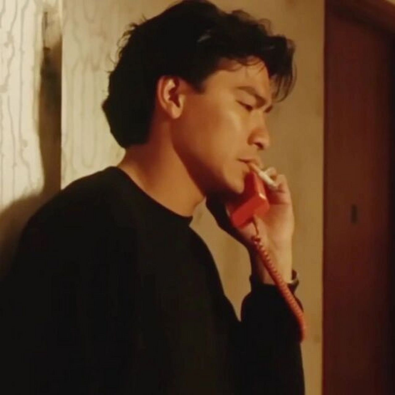 74自截华仔港风头像 华仔真系无得顶!一个字!绝!