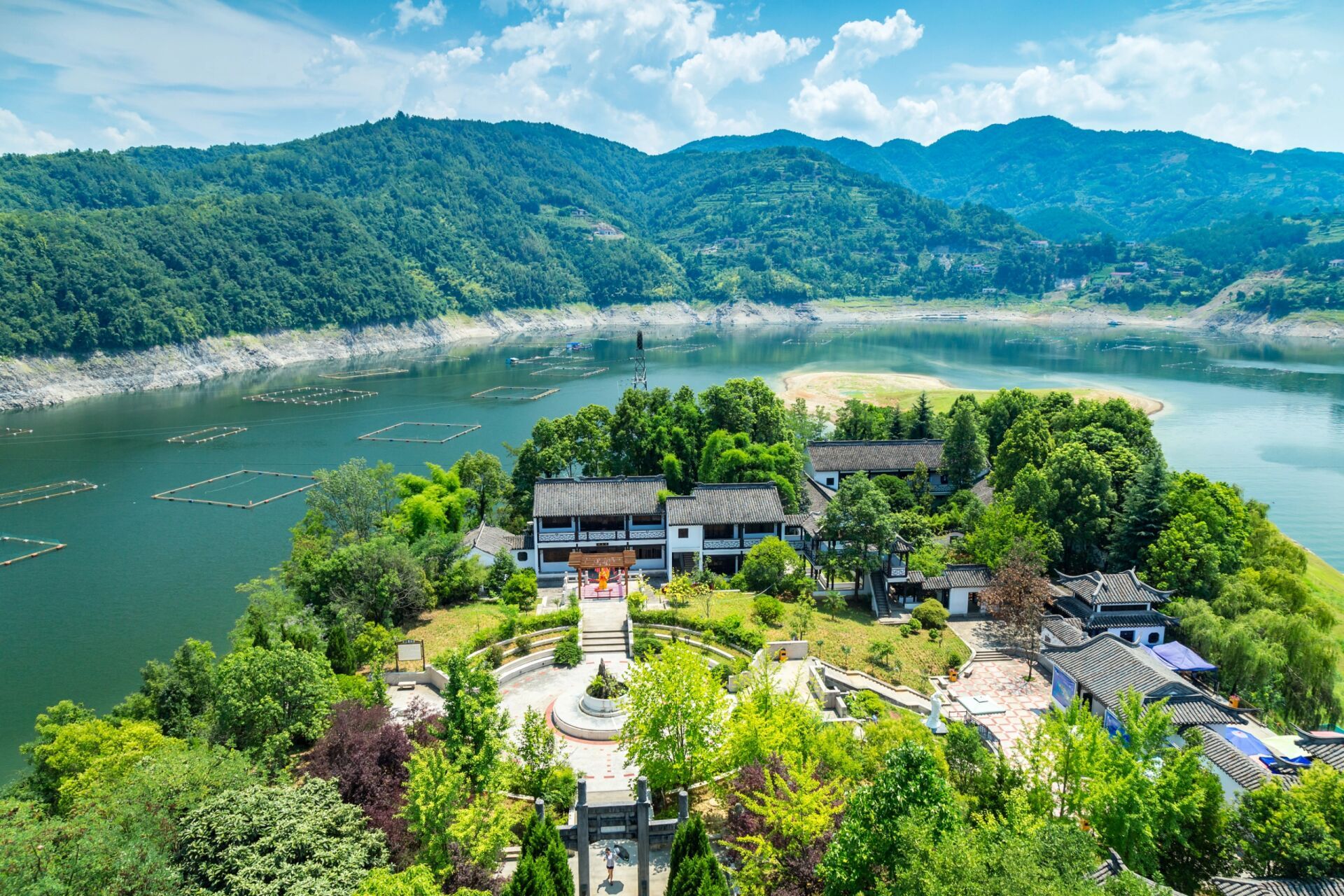 97安康瀛湖风景区 【瀛湖风景区】是西北最大的人工湖,是安康