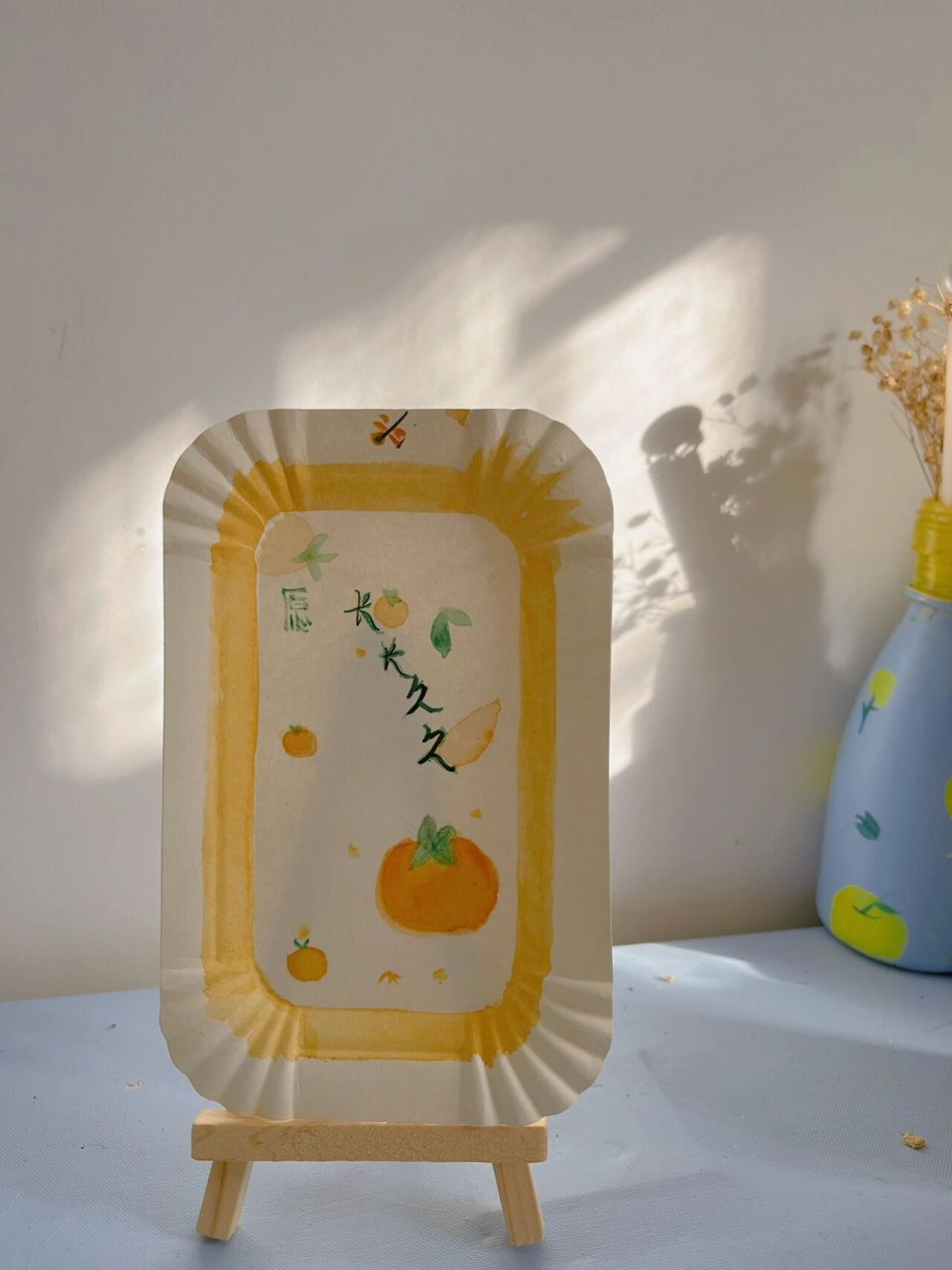 多余的蛋糕碟利用 多余的蛋糕碟画两笔就很好看啦