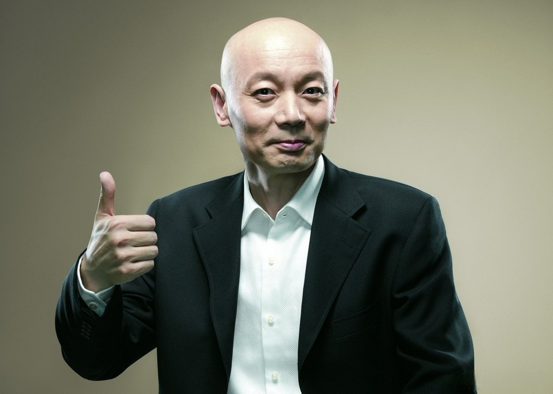 【葛优起诉樊登读书侵权】企查查app显示,近日,葛优与樊登读书关联