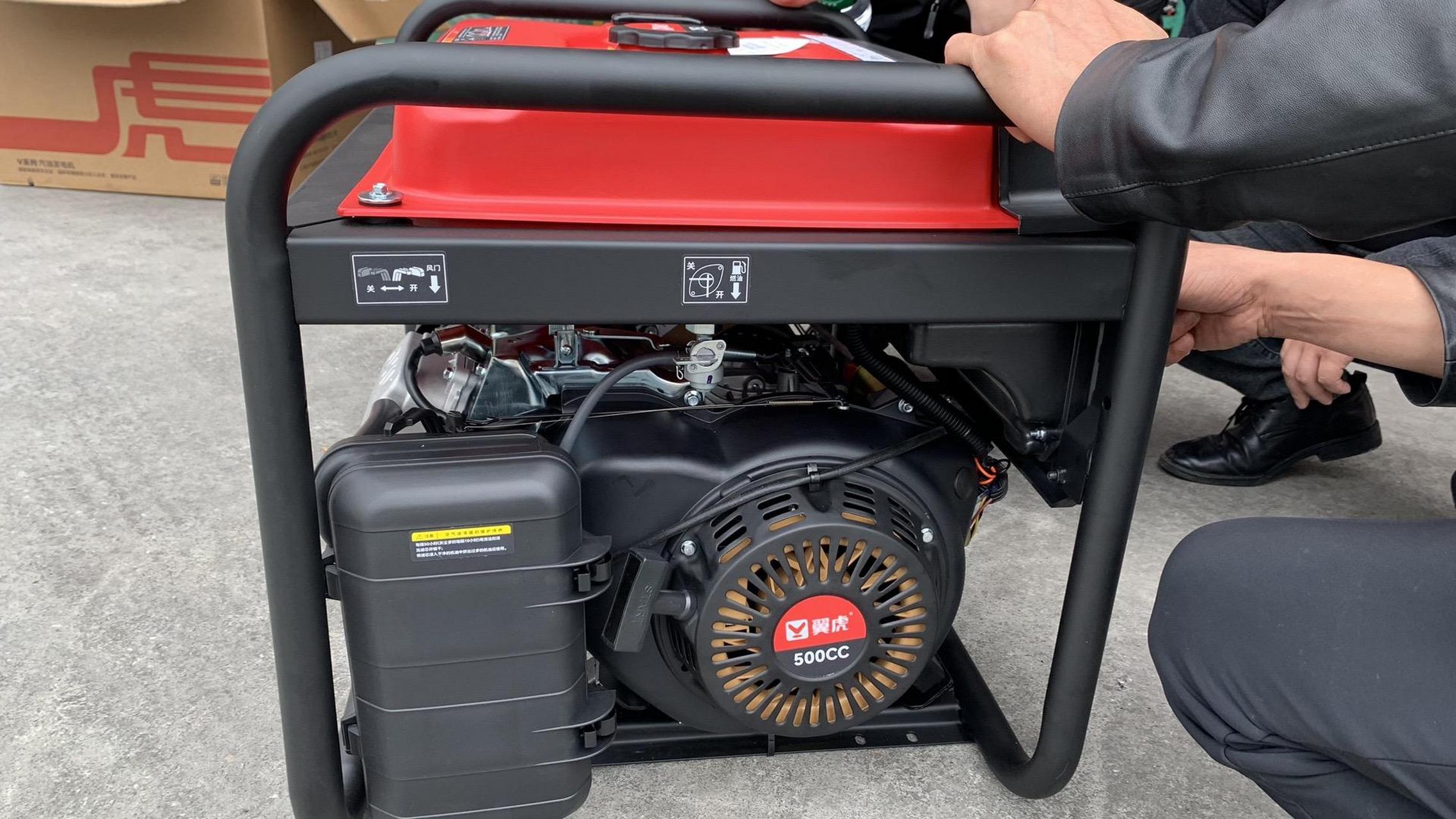 翼虎10千瓦汽油发电机,看细节,慢慢的真实感