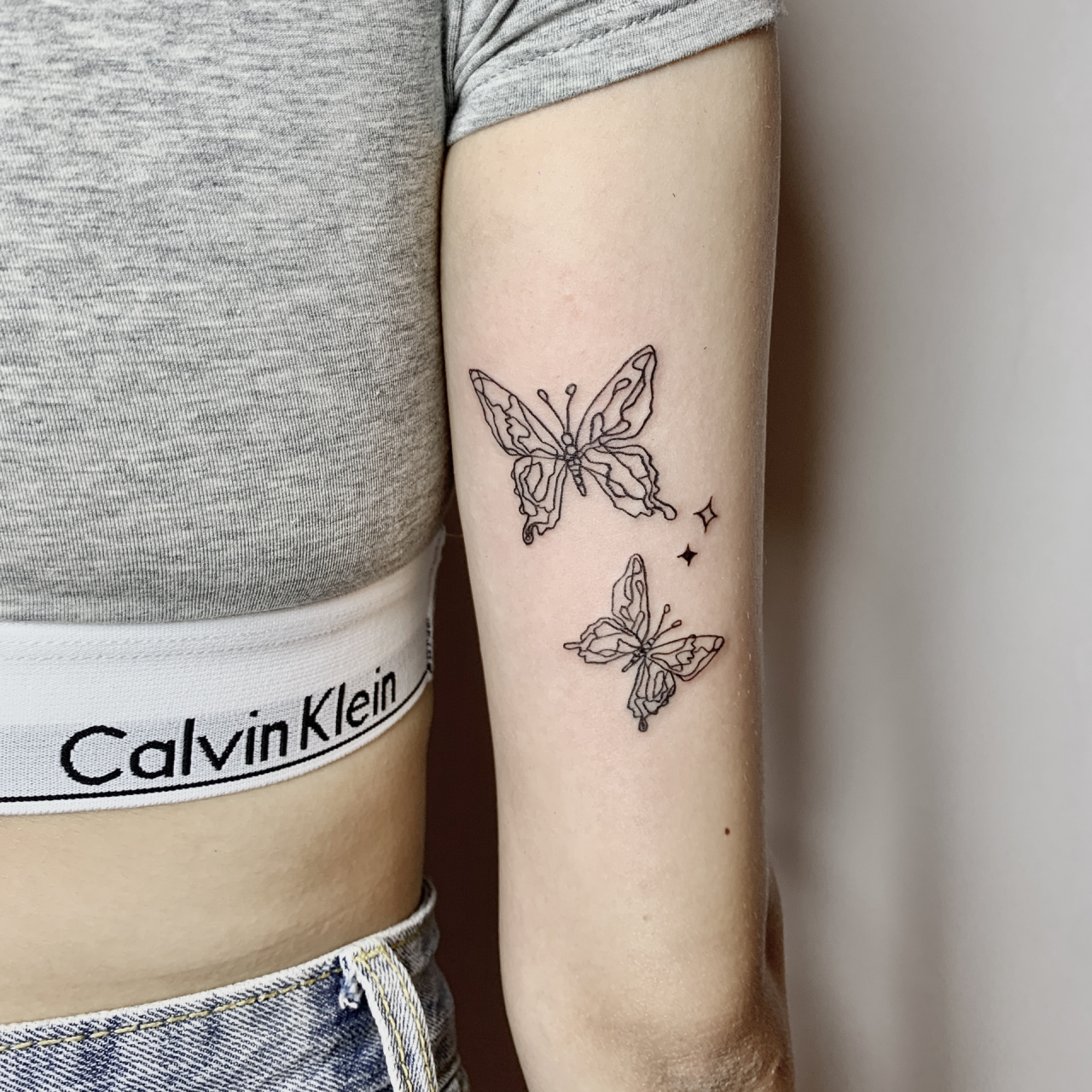 手臂后面的蝴蝶纹身03 |新山纹身 99位于 新山 jb,eco botanic