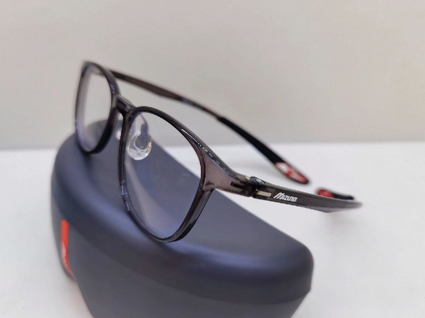 美津浓新款青少年运动眼镜