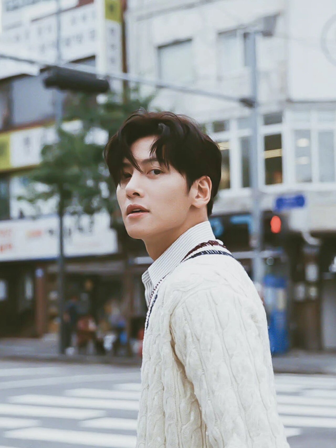 池昌旭高清壁纸图   这一组照片绝绝子呀