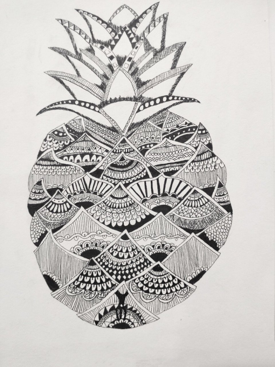 菠萝设计黑白创意图片