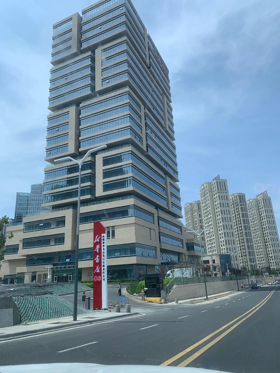 原来漏了至关重要的位置,原来还有这么多人想去.