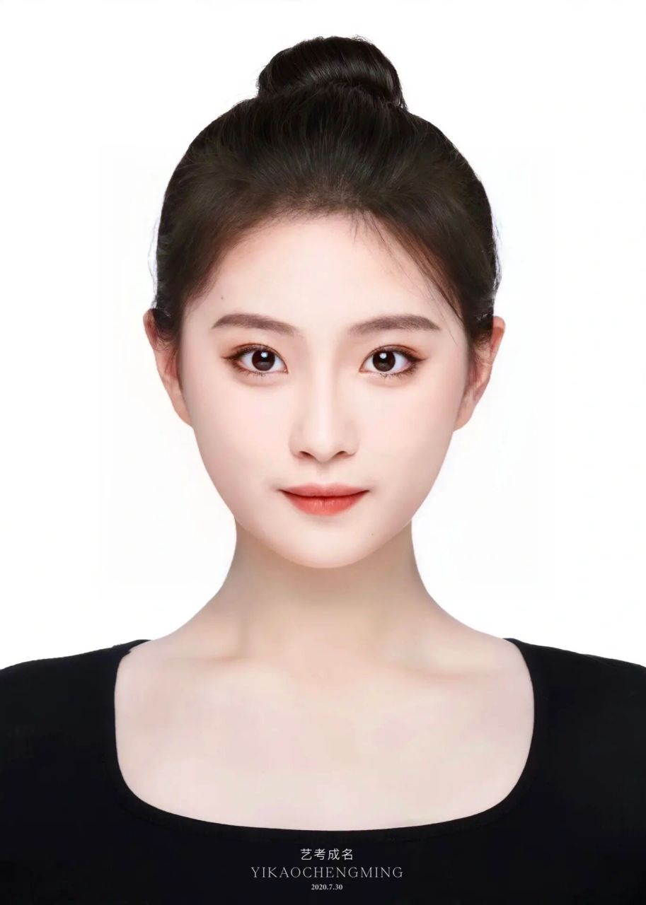 林欣瑶 l 来自浙音附中 音乐剧专业 天秤座(2005.9.