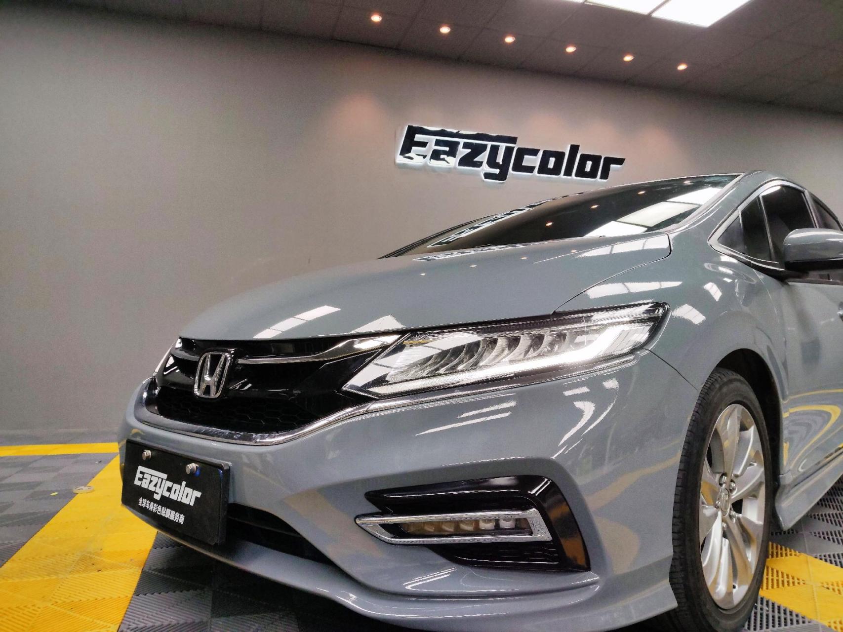 停产了也挡不住对它的喜爱,杰德改色经典款水泥灰