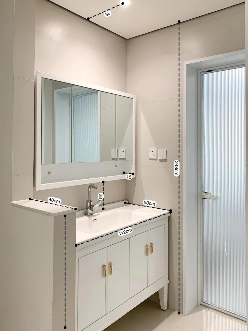 头条创作挑战赛 半墙洗手台是真的很显大!