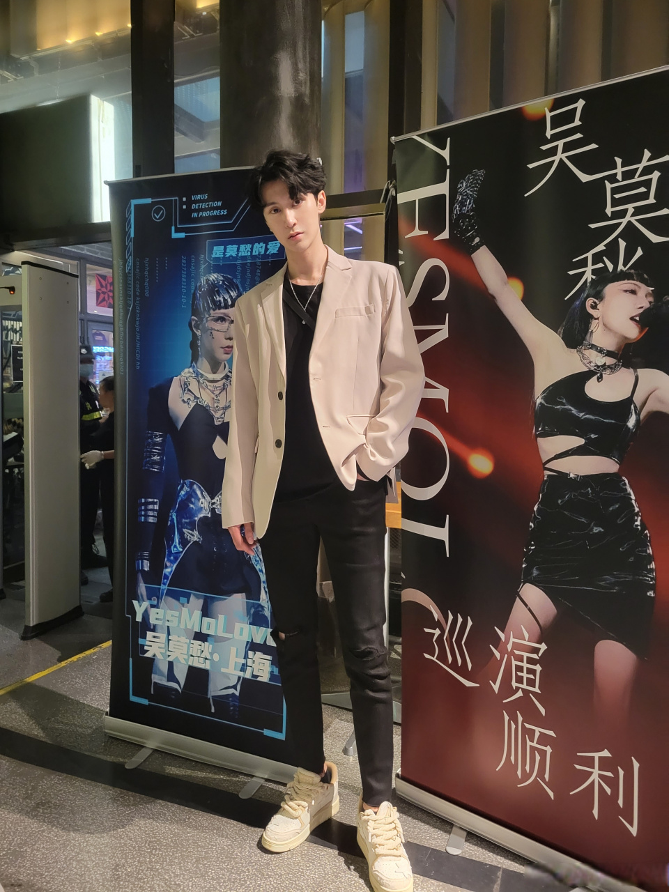 谢谢@吴莫愁 莫愁老师的邀请 现场唱功真的太燃了!