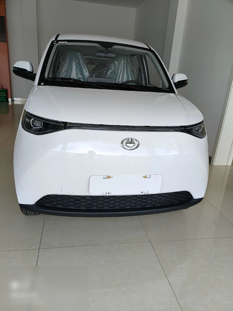 金彭集团旗下新生代吉途低速电动汽车品牌,功能有:10.