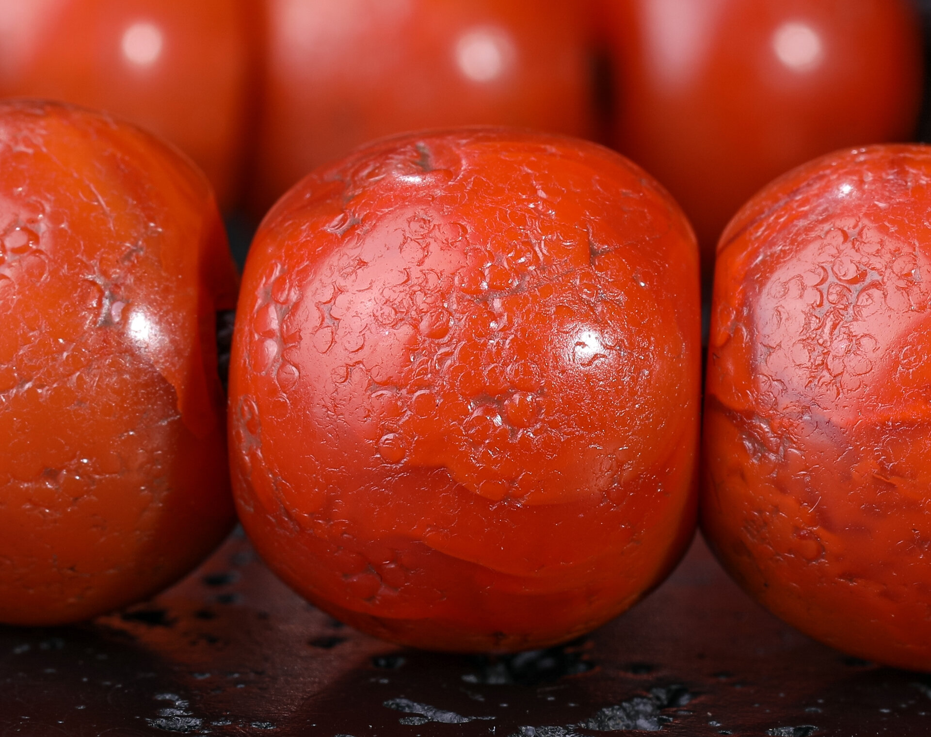 珍罕61级品巨无霸明代老甘南红手串 尺寸:南红对孔约12.5-16.