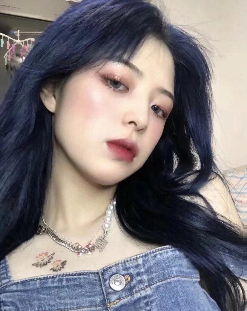 超级无敌显白的发色～鸢尾蓝