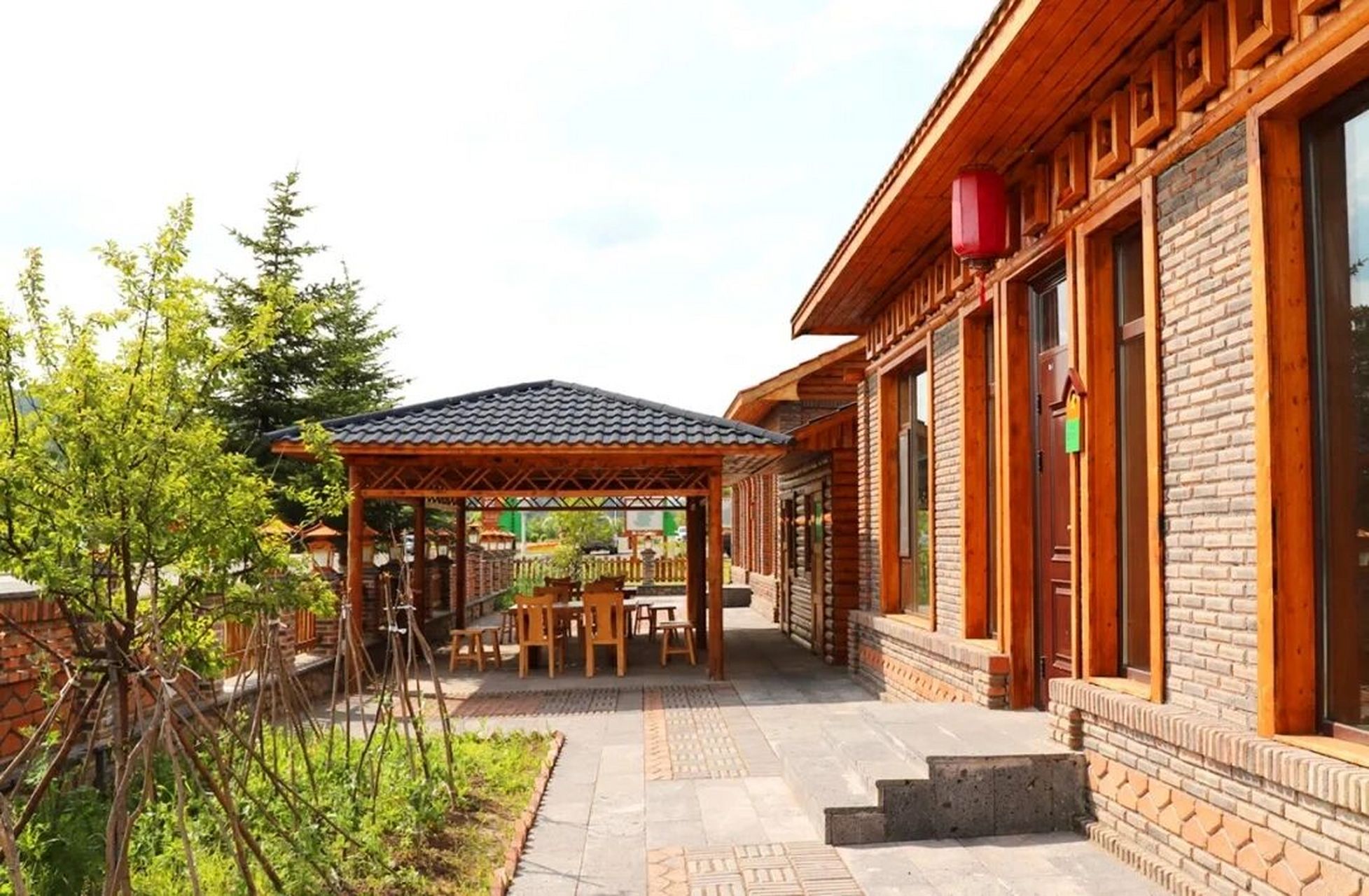 伊春民宿推荐——汤旺林居民宿 96毗邻国家5a景区汤旺河林海奇石