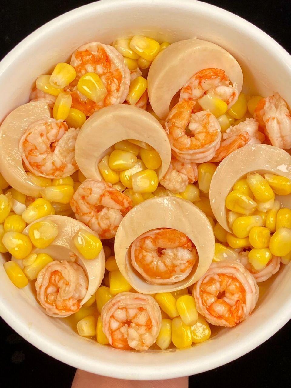 家人们,这碗鸡蛋虾仁拌玉米粒真的嘎嘎好吃!