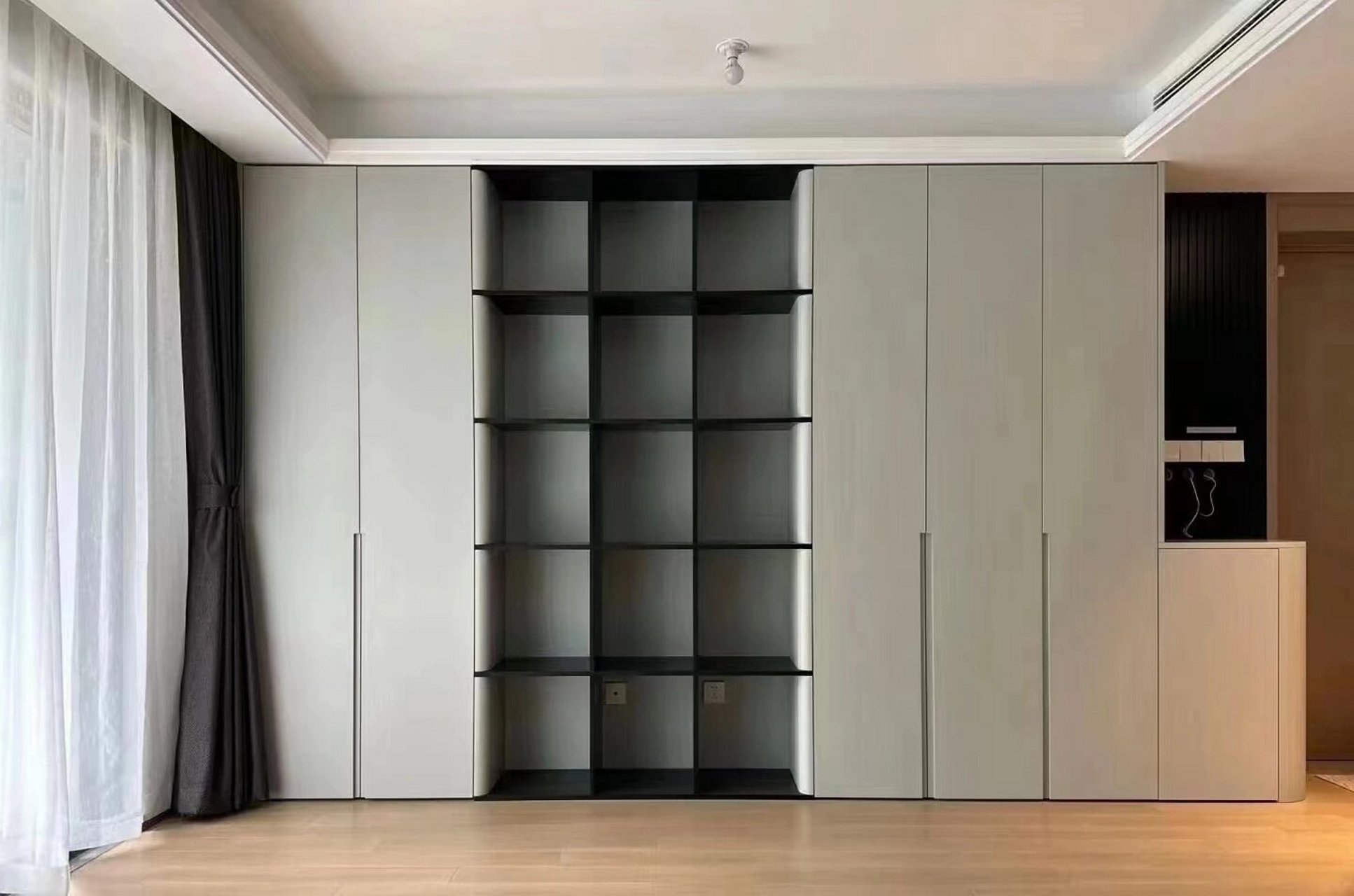 衣柜橱柜定制 木希禾家居定制 兔宝宝多层实木650元/投影 莫干山多层