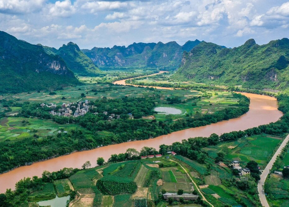 宁明县景点 宁明县 花山民族山寨 连城要塞 蓉峰塔 派阳山 那陶大山