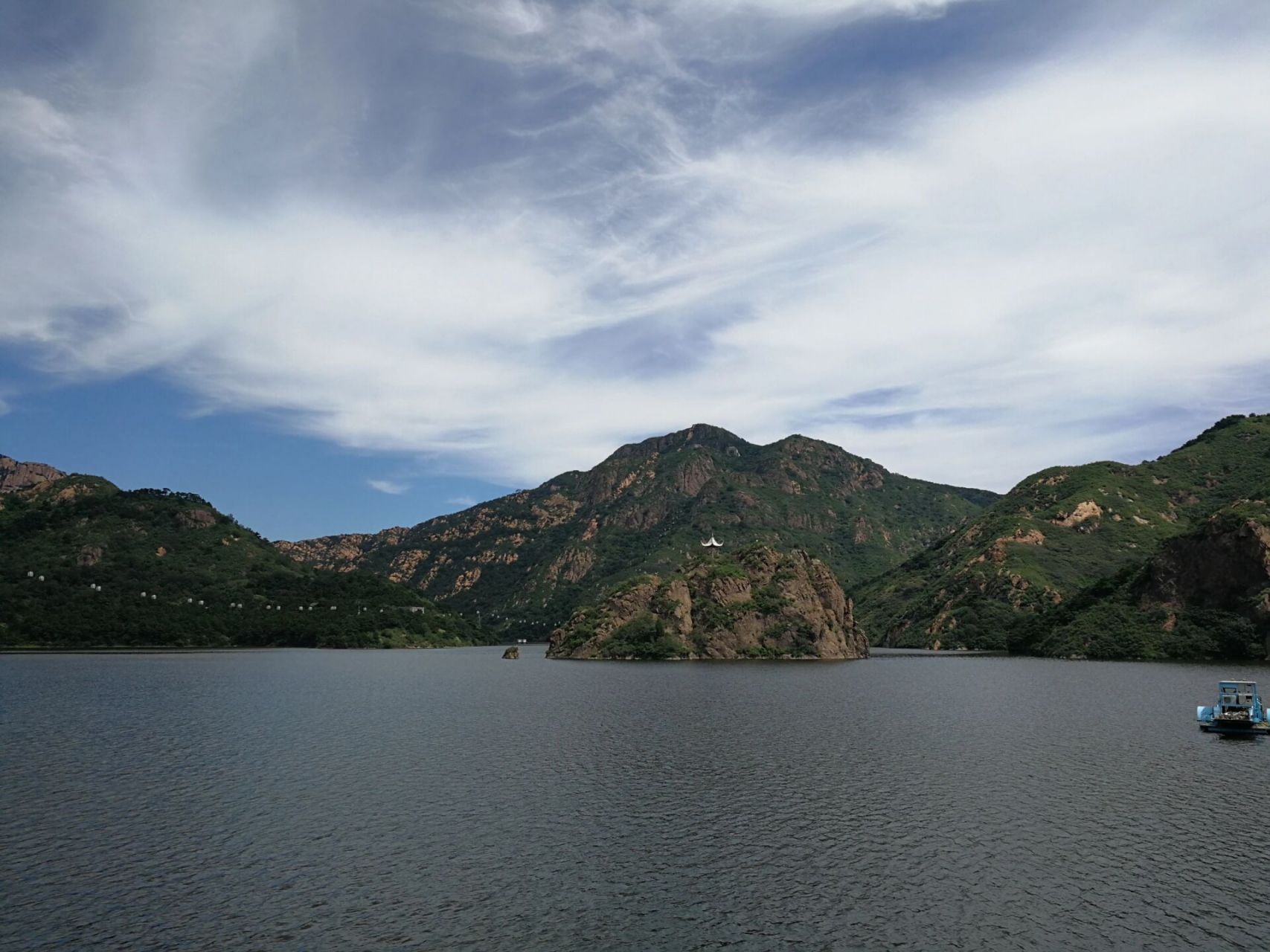 秦皇岛燕塞湖游记—美丽的秦皇岛 燕塞湖 夏都燕塞湖 如玉落大地 远聆