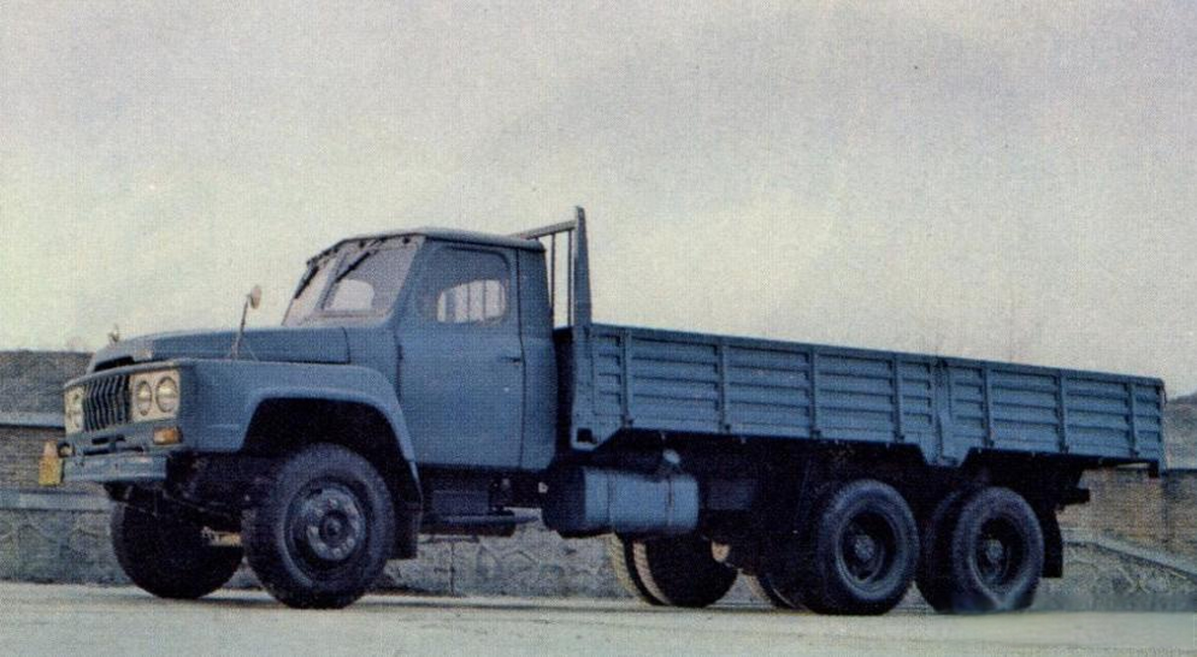 新春聊聊车东风汽车东风eq155 第二汽车制造厂东风eq155型汽车1983年4